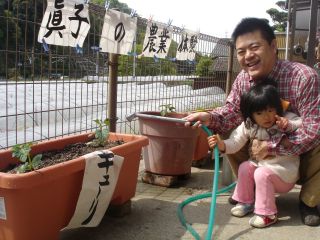マコの農業体験!!&両親のお野菜販売!!_e0166301_14401683.jpg