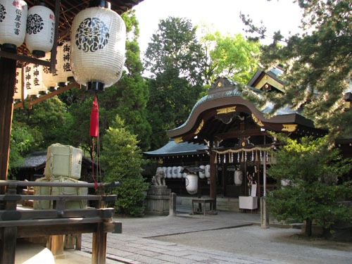 上御霊神社 アヤメ_e0048413_22172497.jpg