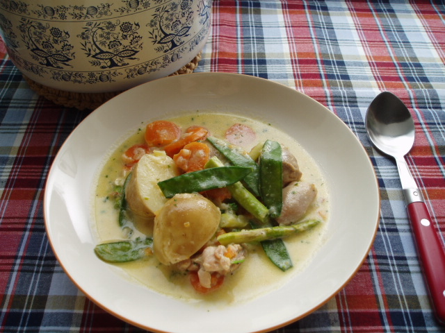 イギリス料理 レシピ 鶏肉と春野菜の軽い煮込み Chicken With Spring Vegetables 1 イギリスの食 イギリス の料理 菓子