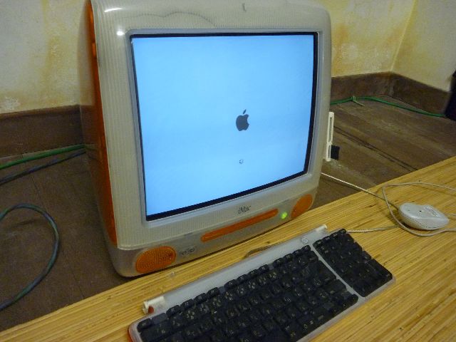 iMac DV   引退_b0054727_1955519.jpg