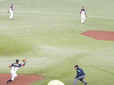 4月25日 マリーンズ対ライオンズ_b0166128_063349.jpg