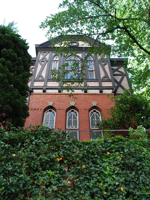 明治学院大学記念館(ドイツ人建築家・ゼールを訪ねて)_f0142606_032810.jpg