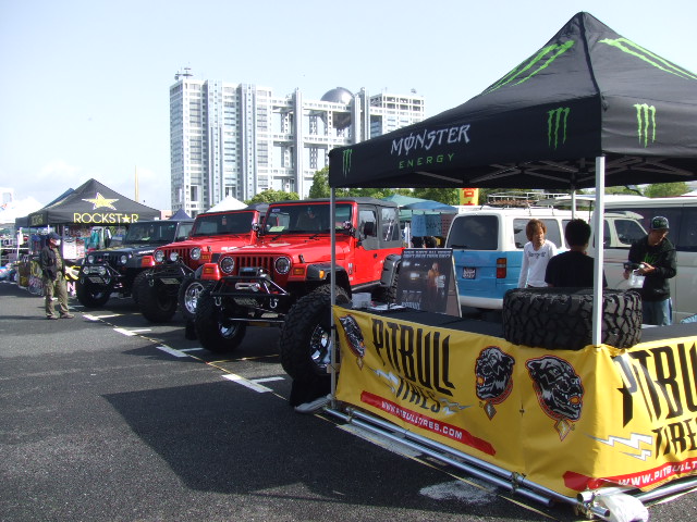 Jeep、Ｐｉｔｂｕｌｌ　ｔｉｒｅ、Ｒａｃｅｌｉｎｅ　ｗｈｅｅｌ、Rockstar enagy、X-sports,4×4ＬＩＦＥ_b0123820_10192113.jpg