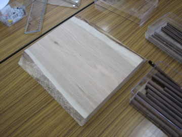 木の時計展2009 (ワークショップ) _b0100229_10251652.jpg