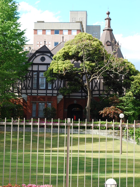 明治学院大学記念館(ドイツ人建築家・ゼールを訪ねて)_f0142606_0365488.jpg