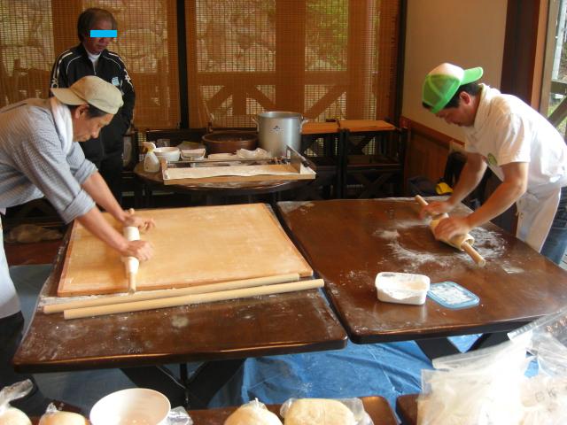 2009　24時間耐久うどん打ち会　～其の二～_f0173884_042162.jpg