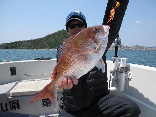 ＫＧＳ：のっ込みマダイ絶好釣!!_e0052088_9353672.jpg