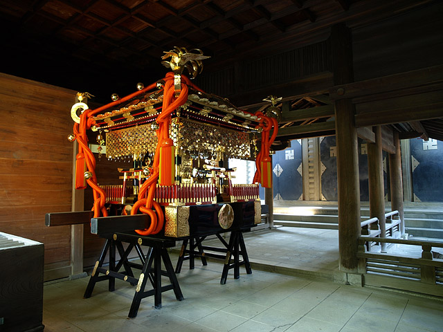 上野 ～ 根津神社 ２回目 つつじまつり開催中_b0006870_21374559.jpg