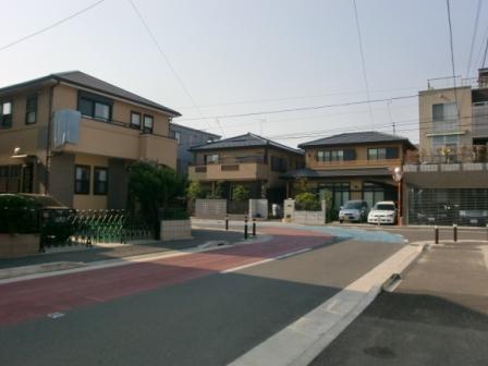 殺風景な町?_c0152341_1744879.jpg