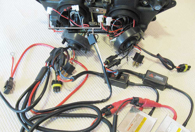 HID+プロジェクターヘッドライト : マジェスティ250のカスタムとメンテナンスの記録