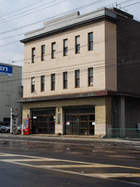 函館市豊川町の鉄筋コンクリート建築群(函館の建築紹介)_f0142606_21113072.jpg