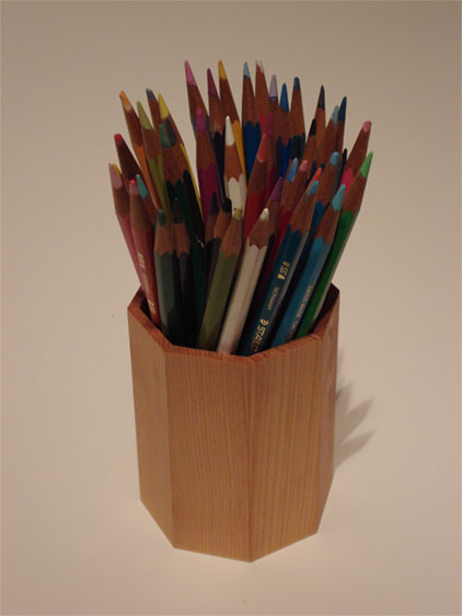 PEN STAND_b0172148_22455540.jpg