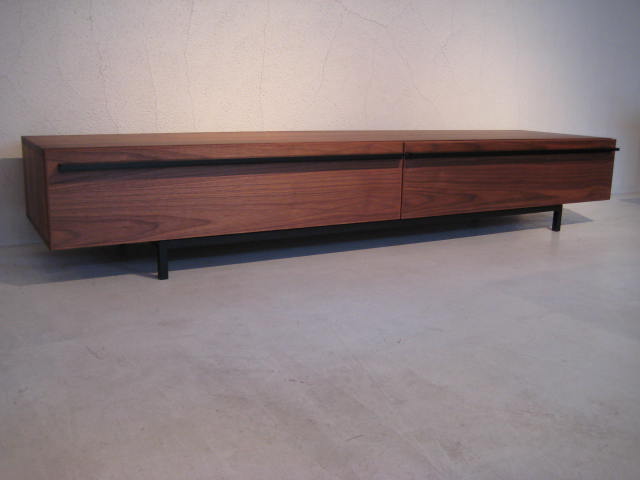 TV BOARD_c0146581_1651171.jpg