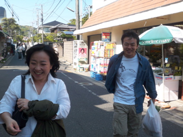 稲村ケ崎で親友達と集う!_c0180686_111538.jpg