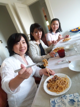 稲村ケ崎で親友達と集う!_c0180686_11195085.jpg