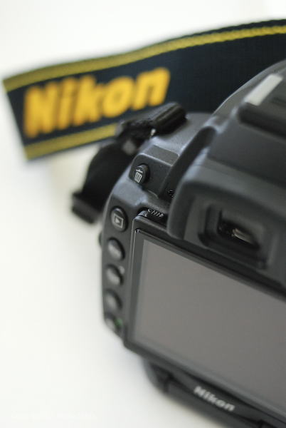 小さなボディで高画質 : Nikonデジタル一眼レフカメラ「D5000 小さなボディで高画質 : Nikonデジタル一眼レフカメラ「D5000