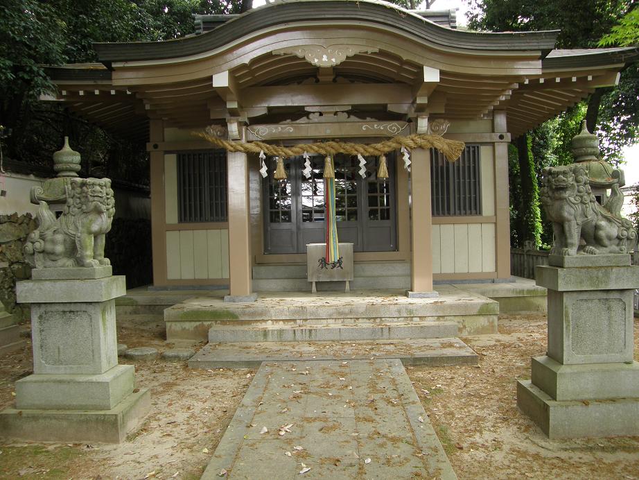 神社を訊ねて その5 三輪神社 川西滝山_c0118393_1446324.jpg