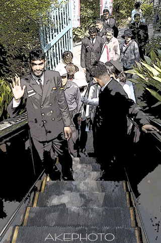インド海軍さん_e0127416_2324085.jpg