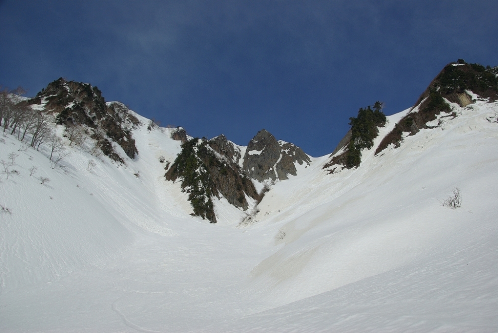 雨飾山(4/12)_b0062024_8202055.jpg