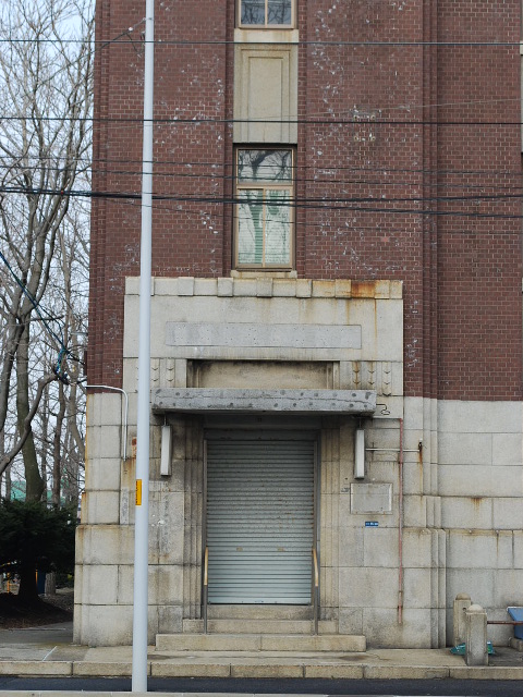 函館信用金庫旧本店(函館の建築再見)_f0142606_22272216.jpg
