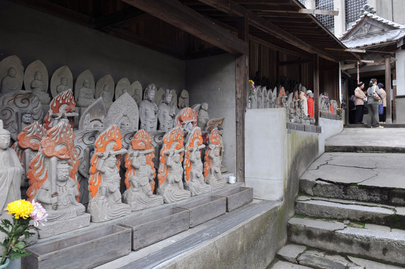 篠栗 南蔵院 2_a0042310_1327372.jpg