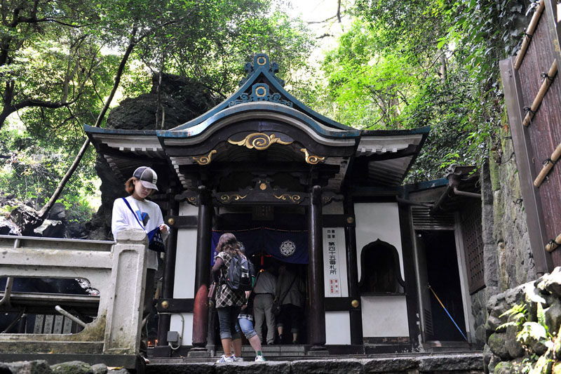 篠栗 南蔵院 2_a0042310_13352673.jpg