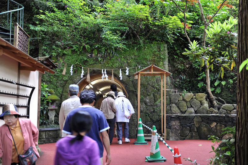 篠栗 南蔵院 2_a0042310_13414798.jpg