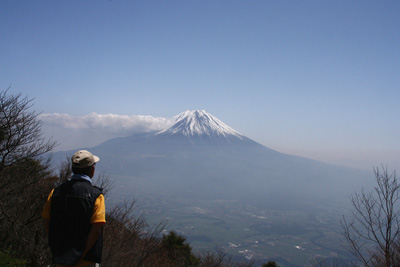 富士山を眺める山旅 3日目 毛無山登山 _d0055236_19501677.jpg