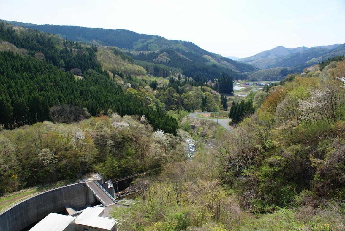 GWの小旅行　～早池峰ダムとちょっとだけ市内～_c0108388_22225154.jpg