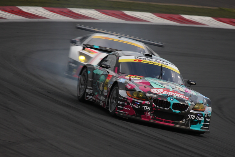 初音ミク Studie GLAD BMW Z4 : Slow and Easy 初音ミク Studie GLAD BMW Z4 : Slow and Easy