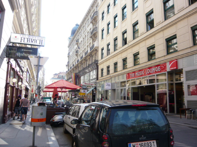 d0044239_21327.jpg