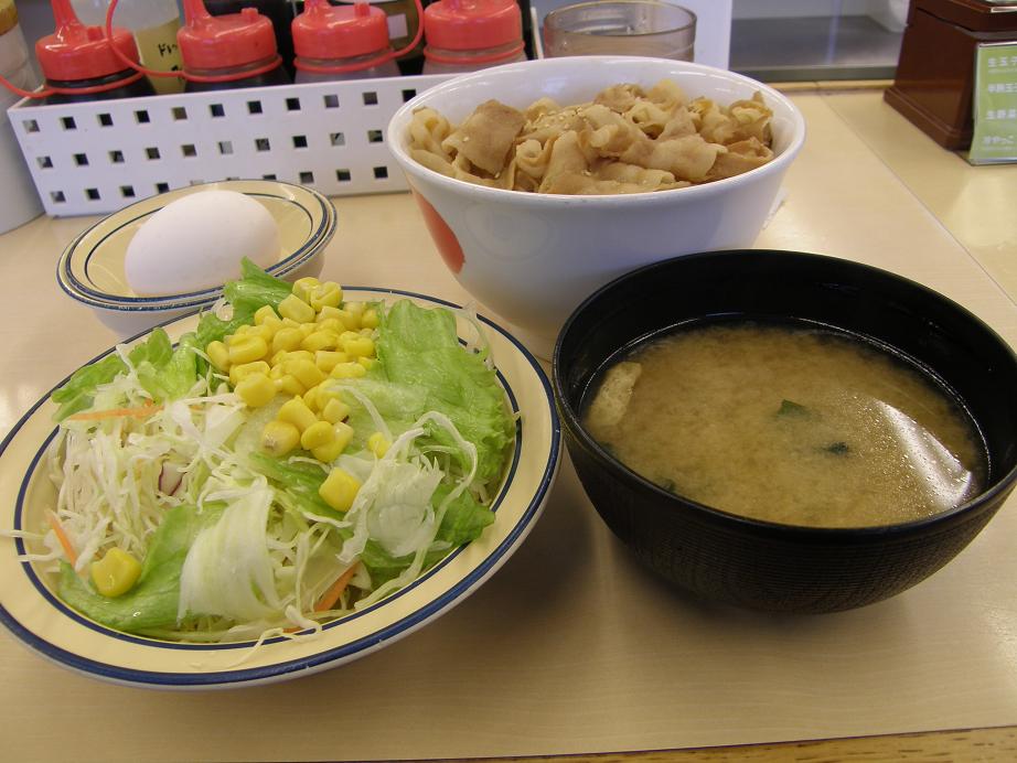 「松屋」の豚めし野菜セット 南布施店_c0118393_1261969.jpg