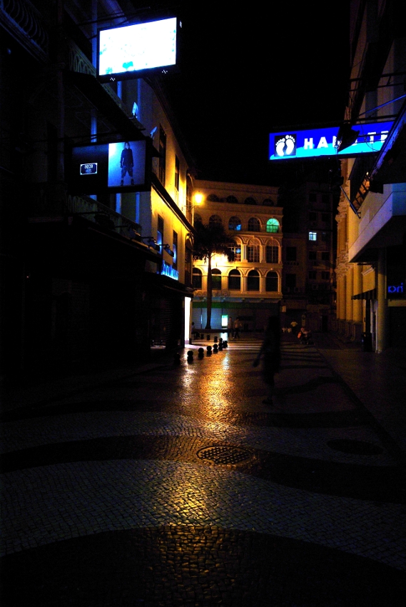 ポルトガルの灯に誘われチャイナの闇に紛れて_b0108109_18102535.jpg