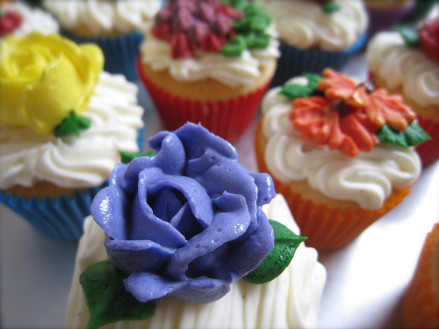 Flower Cup Cakes from NY_c0120817_12112796.jpg