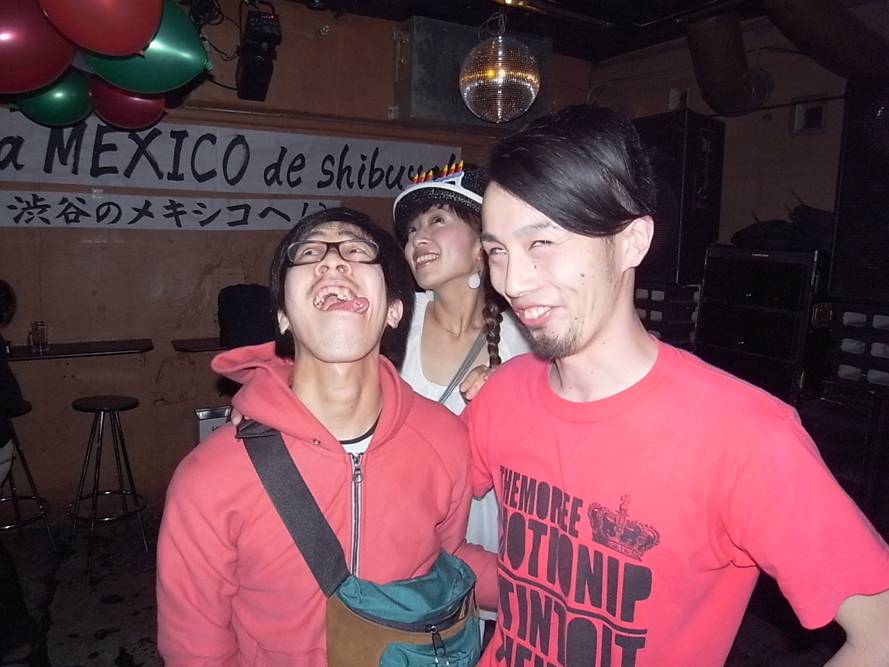 b0110403_1205712.jpg