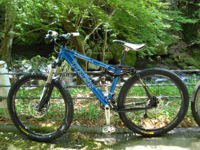 e0015108_811129.jpg