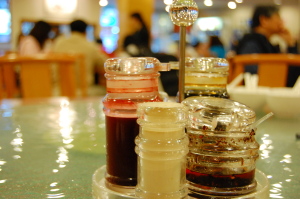 「粥麺館」で海鮮粥を食べる。_d0129786_1685838.jpg