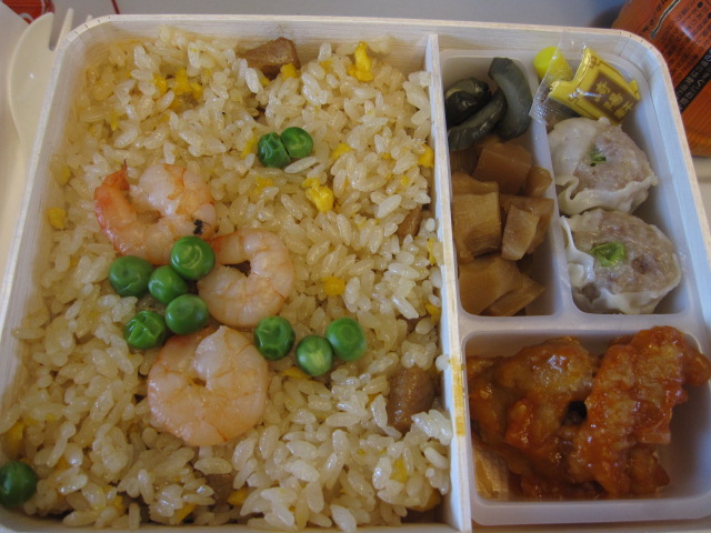 崎陽軒の横濱チャーハン¥550@新横浜駅_b0042308_22552634.jpg
