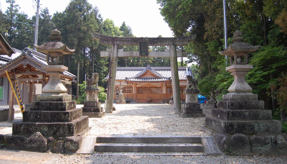 橿原市探訪（2009.05.12）②三柱（みはしら）神社・・・_a0016431_16592199.jpg