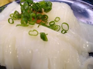 2009年5月13日 デスクは山。。。で事務所も_b0098584_755922.jpg