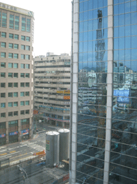 d0038319_111540.gif