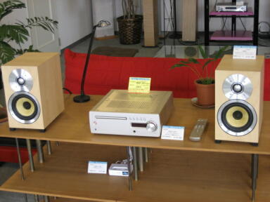RCD-CX1とB&W CM1☆_c0113001_0253320.jpg