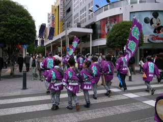 青葉祭本祭雨で中止、海堂さん講演、ロールケーキ_d0028322_21285592.jpg