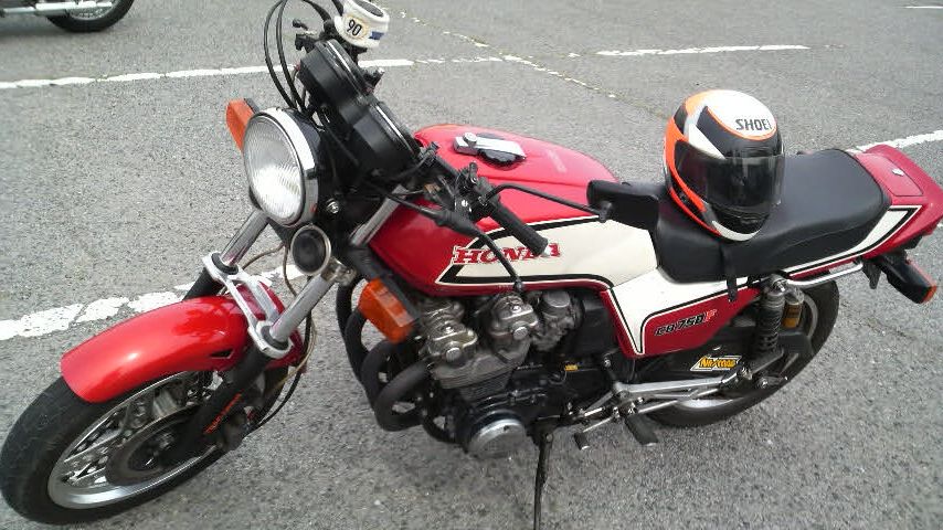 第9回絶版車ミーティング_b0009968_3275913.jpg
