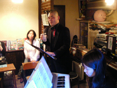 シャンソンライブ終了_e0050813_0261327.jpg