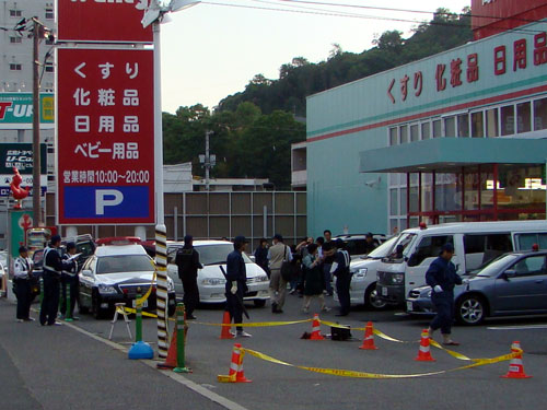 なにもここまで・・・_a0047200_8153063.jpg