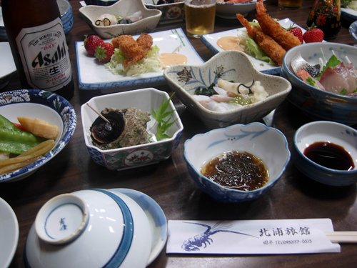 旅の楽しみはやっぱり晩ご飯！_b0012010_2254499.jpg