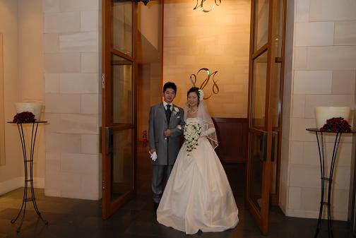 祝☆結婚2ヶ月♪　She looked incredibly beautiful in her wedding dress!_f0055087_0473358.jpg