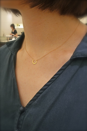 himie 三日月ネックレス K18YG himie[ヒーミー]