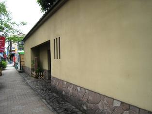 寄り合いで 幇間芸 オムザの加齢なる人生